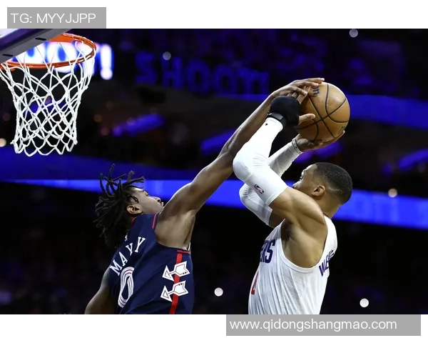 快船四连败惨遭太阳双杀，三分命中率低迷暴露攻防两端问题，战术调整迫在眉睫